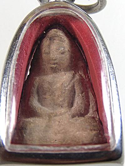 พระเชตุพน เนื้อดิน