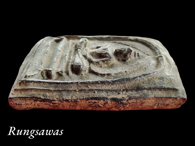 สมเด็จพระพุทโธ ขนาดบูชา หลวงพ่อสุพจน์ วัดสุทัศน์ ปี 2484 ทารักเก่า สูง 11 เซน กว้าง 8  เซน สวยเดิม  