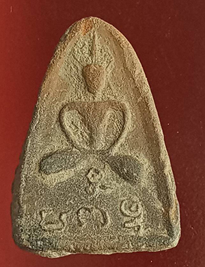 พระเนื้อดินครับ