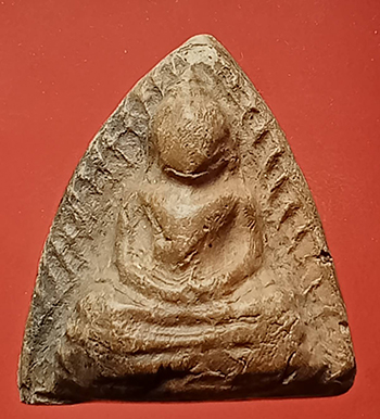 พระเนื้อดินครับ