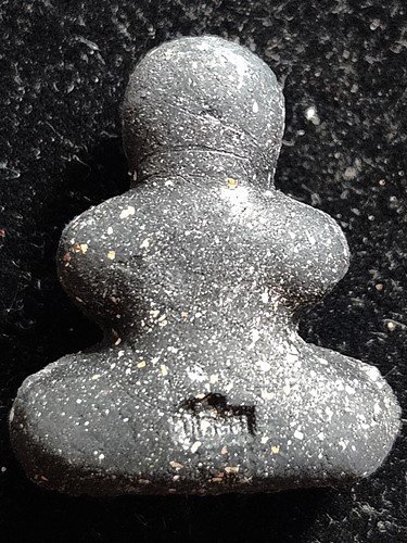 วัดสพานสูง นนทบุรี พระปิดตาเนื้อว่านโรยผงตะไบผงเหล็กน้ำพี้ อาจารย์แว่น  ปี2558 