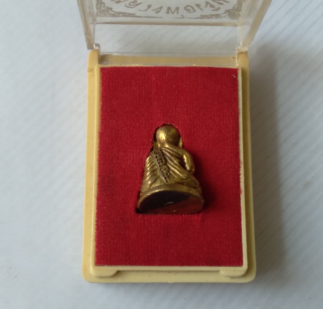 รูปหล่อย้อนยุคหลวงพ่อเงิน