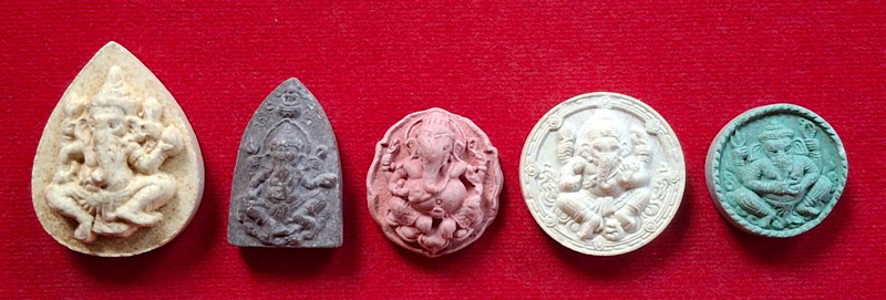 พระพิฆเนศ เนื้อผง คละที่ ตามในภาพ จำนวน5องค์