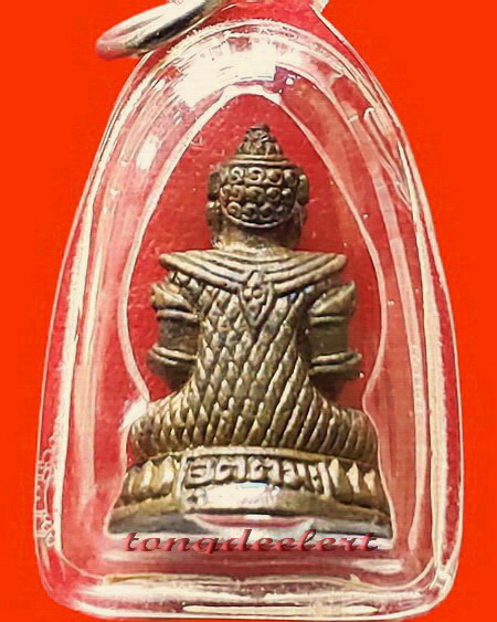 พระชัยวัฒน์ตะละกุล(พระชัยวัฒน์จักรพรรดิ์) หลวงพ่ออุตตมะ วัดวังก์วิเวการาม จ.กาญจนบุรี สวยมากค่ะ