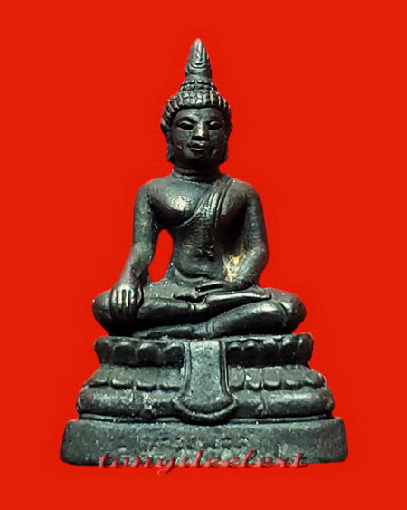 พระกริ่งหลวงพ่อดำ วัดตะคร้ำเอน จ.กาญจนบุรี ปี 2532 สวยมากค่ะ