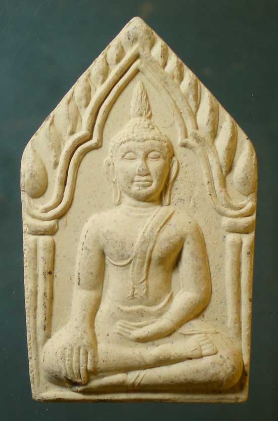 หลวงพ่อเพชร วัดกลาง สมุทรปราการ