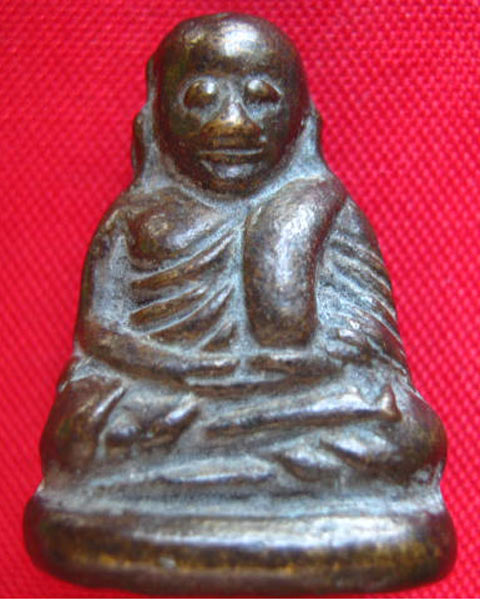 รูปหล่อหลวงพ่อเงิน วัดบางคลาน พิจิตร รุ่นปืนแตก ปี 2528 เนื้อโลหะเก่า พิธีเยี่ยม