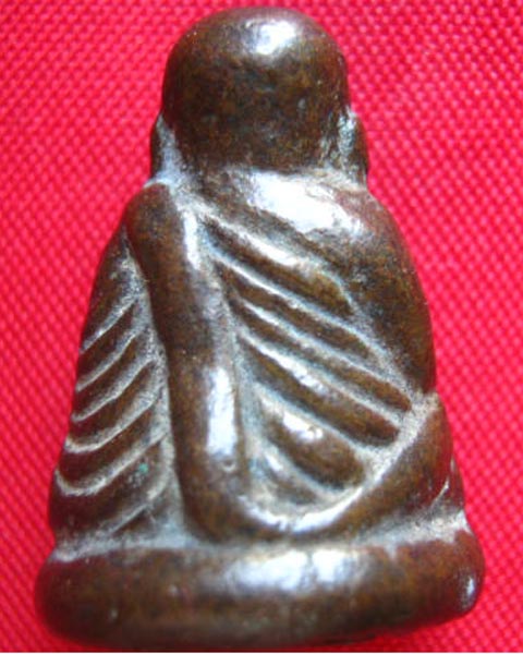 รูปหล่อหลวงพ่อเงิน วัดบางคลาน พิจิตร รุ่นปืนแตก ปี 2528 เนื้อโลหะเก่า พิธีเยี่ยม