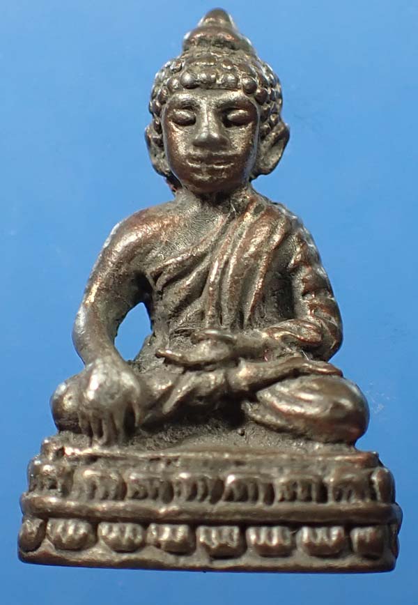 พระชัยวัฒน์ เนื้อนวะโลหะ หลวงพ่อรวย วัดท่าเรือ ระยอง สวยกริ๊บ+บัตรรับรองพระแท้*120