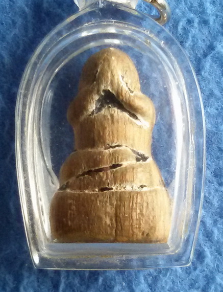 พระปิดตาไม้แกะ หลวงปู่รอด วัดวังน้ำวน จ. สมุทรสาคร