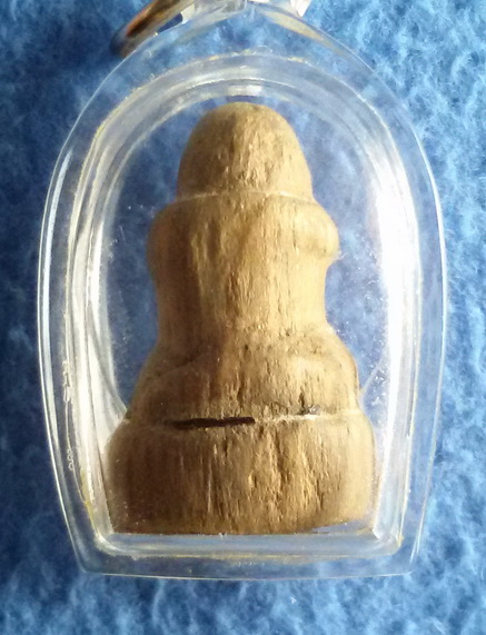 พระปิดตาไม้แกะ หลวงปู่รอด วัดวังน้ำวน จ. สมุทรสาคร