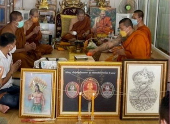 เคาะแรกแดง..พ่อปู่ศรีสุทโธ ๖๕..ทองทิพย์ลงยา ๒ เหรียญ เสก ๓ วาระ..คำชะโนด จ.อุดรธานี / ลป.มหาศิลา เสก