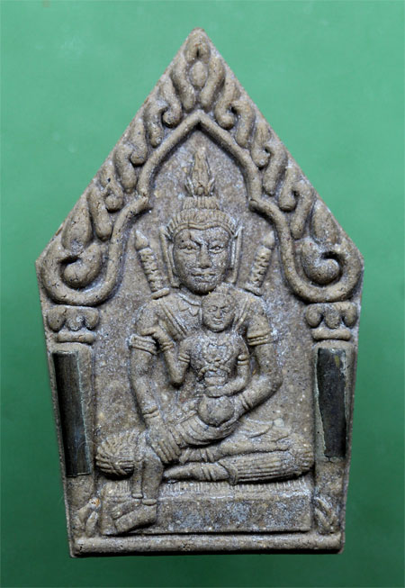 ขุนแผนหลวงปู่เหลือ วัดท่าไม้เหนือ จ.อุตรดิตถ์ รุ่น เหลือพันล้าน ปีพ.ศ.2544 ** เมตตา โชคลาภมากมี**