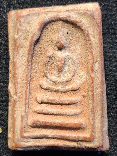 พระสมเด็จ เนื้อดิน วัดหนองเสมา จ.ลพบุรี
