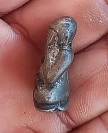 พระปิดตาลอยองค์เนื้อเมฆสิทธิ์