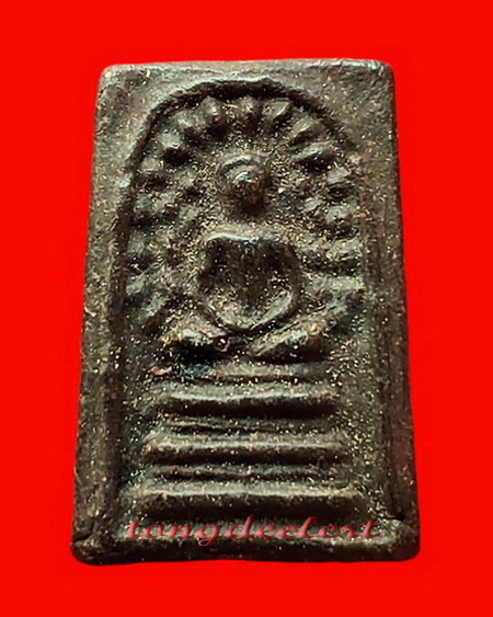 พระสมเด็จปรกโพธิ์เนื้อผงชานหมาก หลวงพ่อเที่ยง วัดม่วงชุม จ.กาญจนบุรี สวยมากค่ะ