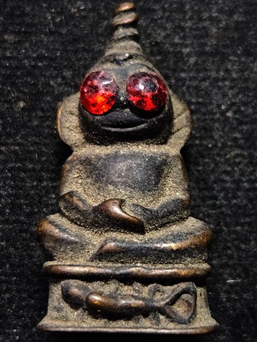 งั่ง ตาแดง หลวงพ่อกอย วัดเขาดินใต้ บุรีรัมย์