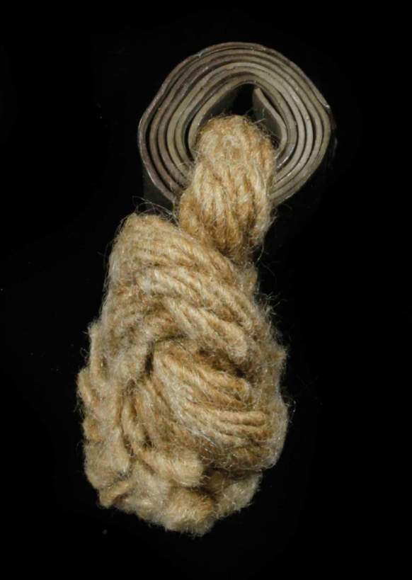 ตะกรุดลูกอม หลวงปู่เหรียญ วัดหนองบัว