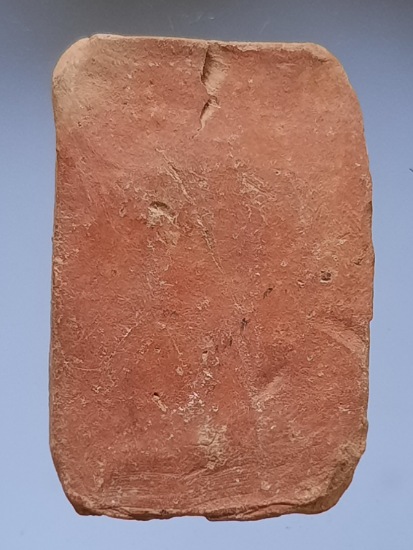 พระสมเด็จไกเซอร์ทรงครุฑ เนื้อดินเผา เก่า ไม่ทราบที่