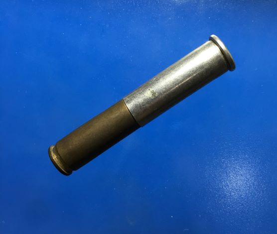 ตะกรุดปลอกลูกปืน พระอาจารย์อ๊อด วัดสายไหม