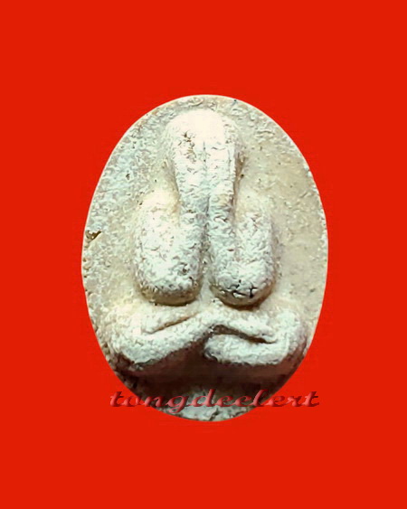 พระปิดตาเนื้อผงอิทธิเจ หลวงพ่ออุตตมะ วัดวังก์วิเวการาม จ.กาญจนบุรี พร้อมประวัติการสร้างค่ะ