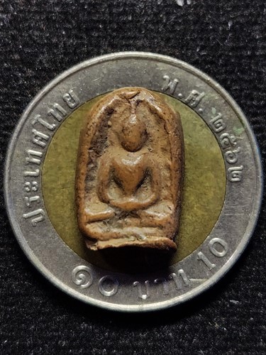 กรุวัดลานดอกไม้ สุโขทัย พระซุ้มกอ เนื้อดิน