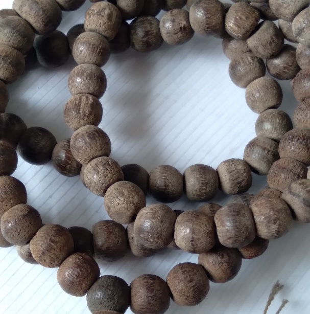 สร้อยประคำไม้เก่าไม่ทราบที่