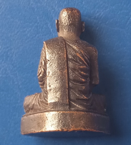 รูปหล่อ หลวงพ่อปั้น วัดเนินกุ่ม พิษณุโลก