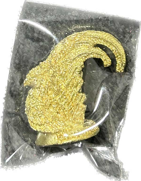 ไก่โชคดีหลวงพ่อรวยวัดตะโก ปี 59 เนื้อทองทิพย์ พร้อมกล่องเดิม