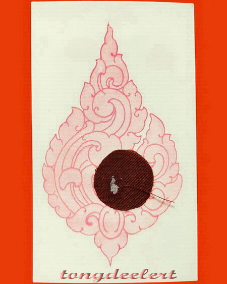 ผ้ากาสายะ หลวงปู่บุดดา ถาวโร วัดกลางชูศรีเจริญสุข จ.สิงห์บุรี