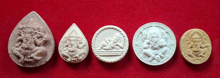 พระผงพระพิฆเนศ เทพแห่ความสำเร็จ คละที่ จำนวน5องค์