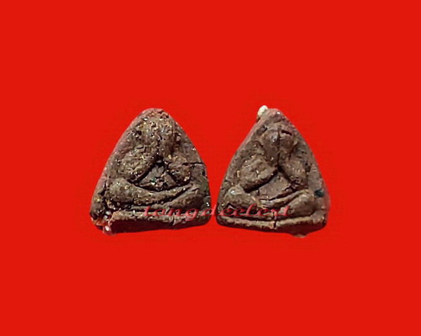 พระปิดตากิมจ๊อ หลวงพ่ออุตตมะ วัดวังก์วิเวการาม จ.กาญจนบุรี เนื้อว่าน พิมพ์จิ๋ว หายาก สวยมากค่ะ