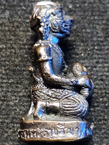 วัดบุญฤทธิ์ นครราชสีมา หนุมานนั่งแท่น หลวงพ่อจอน ปลุกเสก 1พรรษา ปี2555