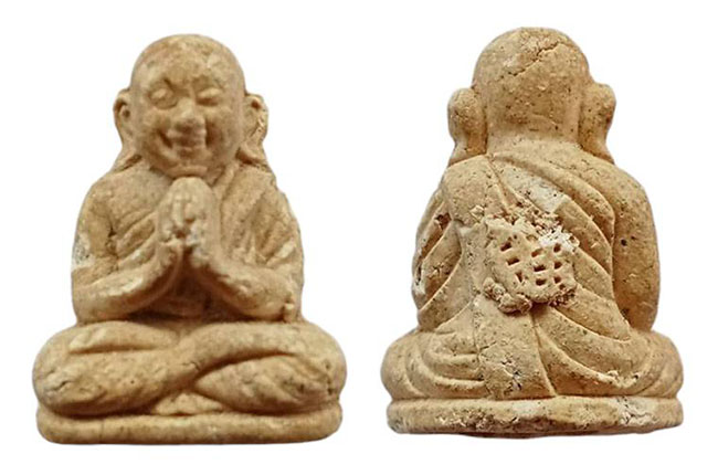 รูปหล่อหลวงพ่อเฮง รุ่นมหาเฮง วัดถ้ำผาวังจันทร์ กาญจนบุรี เคาะเดียว