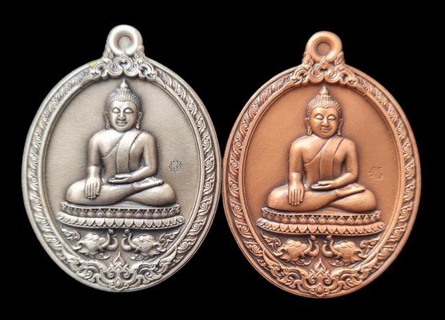 เคาะแรกแดง..ลพ.สำเร็จศักดิ์สิทธิ์ ๖๓..ชุบซาติน ๒ เหรียญ กล่องเดิม..วัดหนองสะเดา สระบุรี / ส่ง ems