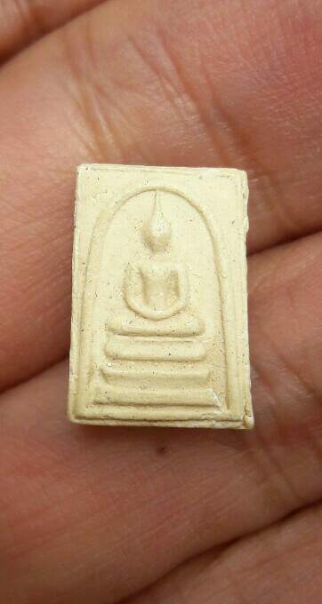 พระสมเด็จวัดระฆัง อนุสรณ์ 118 ปี พิมพ์คะแนน พร้อมกล่องเดิม ปี 2533 ราคาแบ่งปันเบาๆ เคาะเดียว(1)