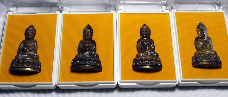 A560พระกริ่งรุ่นแรก หลวงปู่พวง ธมฺมทีโป วัดดอนขนุน(ถ้ำฮ้าน) จ.หนองคาย ปี 2558 จำนวน 4 องค์