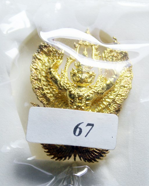 A548พญาครุฑเทวราช พิธีโดย อาจารย์วราห์ ปุญญวโร วัดโพธิ์ทอง กทม. เนื้อทองเทวฤทธิ์ชุบทอง พิมพ์เล็ก 2.9