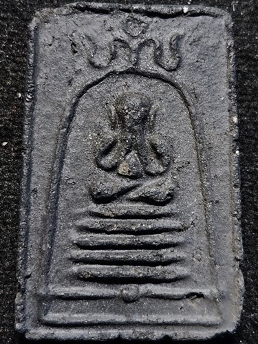  วัดระฆังโฆสิตาราม กทม  พระปิดตาซุ้มระฆัง  เจ้าคุณเที่ยง สร้างจากเนื้อดินหุ่นหรือดินไทย 2507