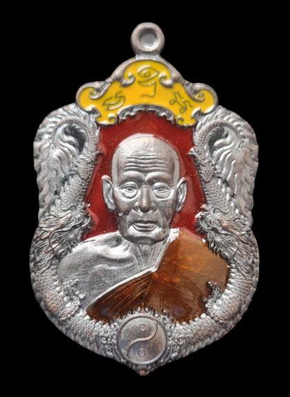 เคาะเดียว..มังกรพันล้าน ๖๓..ชนวนลงยาแดง # ๕๔๔ กล่องเดิม..ลพ.พัฒน์ วัดห้วยด้วน จ.นครสวรรค์