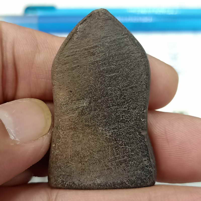 D835 พระกรุเนื้อดิน ขุนแผนใบเสมา เนื้อดิน เก่าเก็บ ไม่ทราบที่ ใครดูเป็นมาเก็บไป 