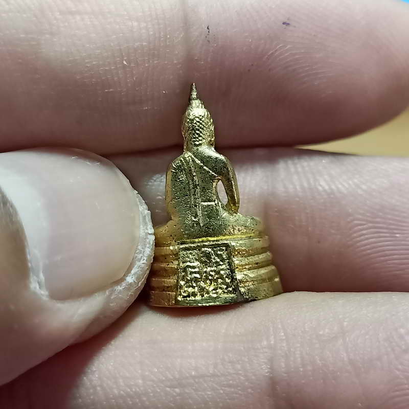 1-338 พระพุทธโสธรเล็กรุ่นสร้างพระอุโบสถ วัดโสธรวรารามวรวิหาร จ.ฉะเชิงเทรา ปี 2545 กะไหล่ทอง