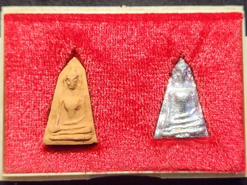 วัดพระศรีรัตนมหาธาตุ จ.สุพรรณบุรี พระผงสุพรรณ พระสุพรรณยอดโถ (ย้อนยุค)  ปี 2544