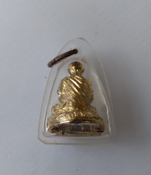 รูปหล่อไม่ทราบที่