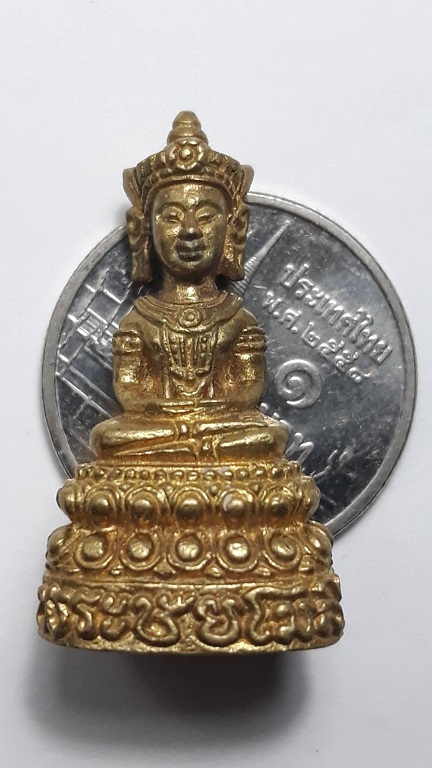 รูปหล่อพระชัยโมลี หลวงปู่บุญ วัดทุ่งเหียง จังหวัดชลบุรี เนื้อทองทิพย์
