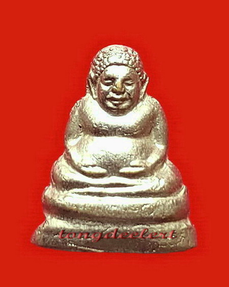 พระสังกัจจายน์ วัดถาวรวราราม(วัดญวน) จ.กาญจนบุรี ปี 2508 กะไหล่เงินค่ะ