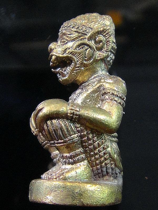 หนุมานหลวงปู่คำบุ วัดกุดชมภู ตอกโค้ต อุดผง