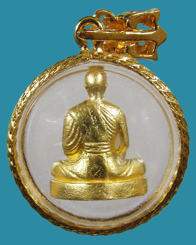 รูปหล่อหลวงพ่อสด ออกวัดพระธรรมกาย จ.ปทุทธานี