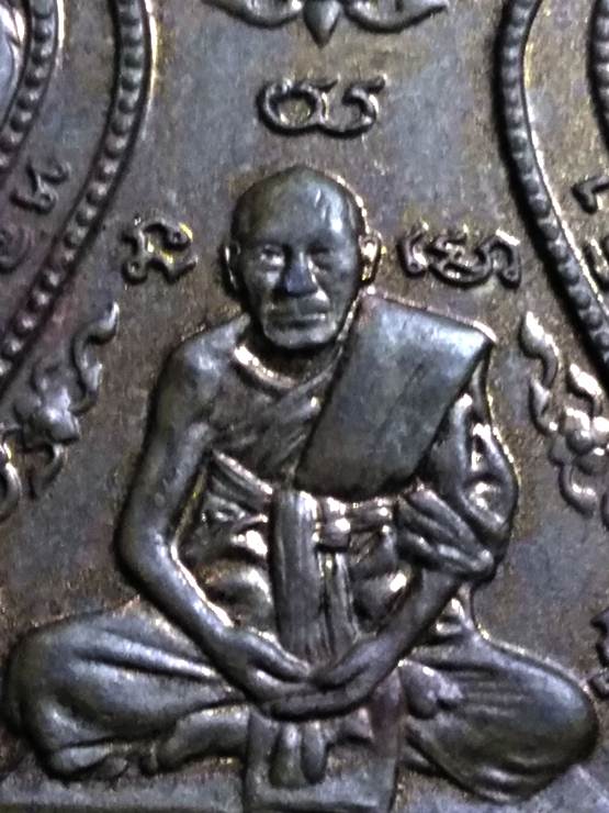 87.เหรียญเสมา หลวงพ่อกลั่นวัดพระญาติการาม อยุธยาจัดสร้างเพื่อเป็นที่ระลึกในการสร้างอนุสาวรีย์หลวงพ่อ