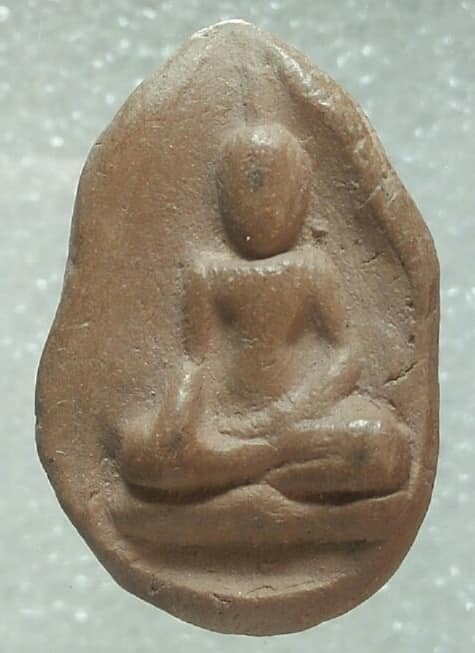 พระเนื้อดิน 